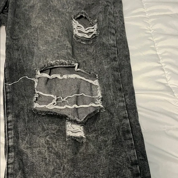 Distressed Black Jeans - Picture 4 of 11